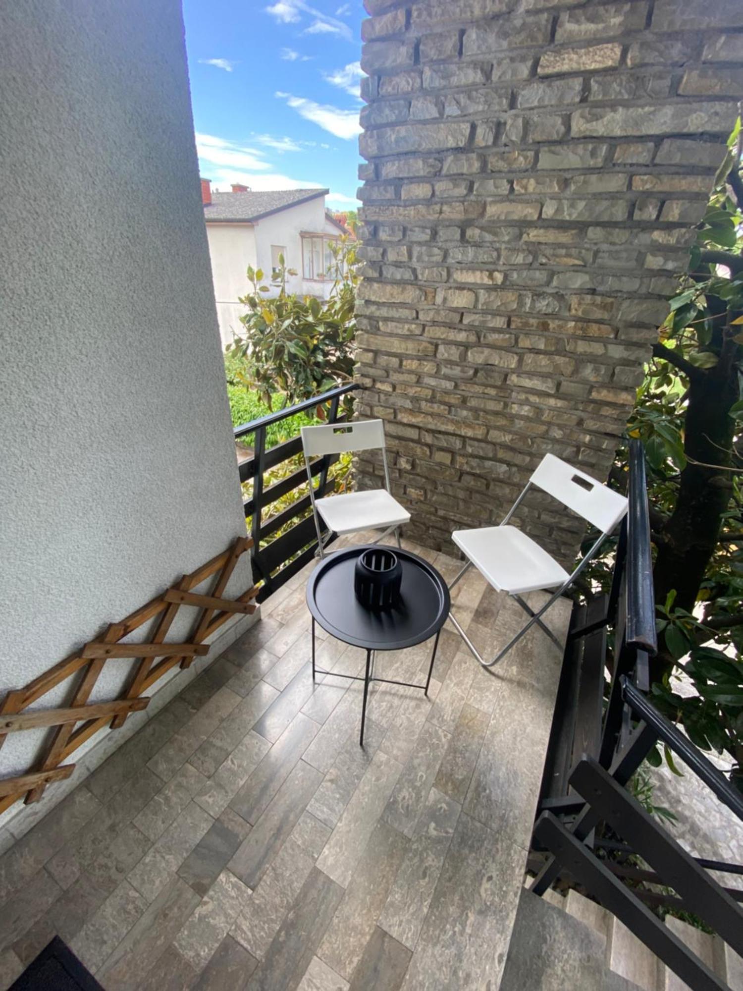 Apartma Magnolija ノヴァ・ゴリツァ エクステリア 写真