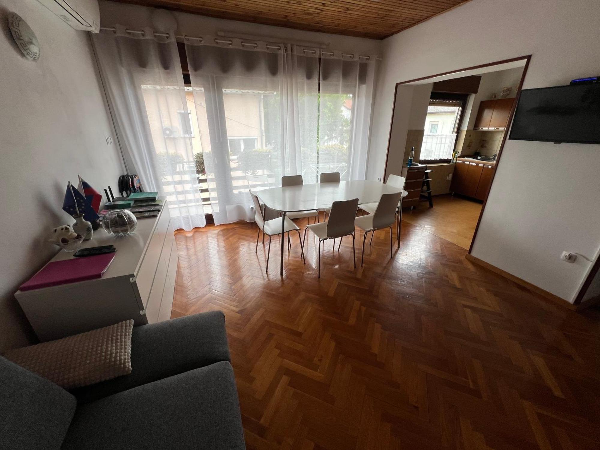 Apartma Magnolija ノヴァ・ゴリツァ エクステリア 写真